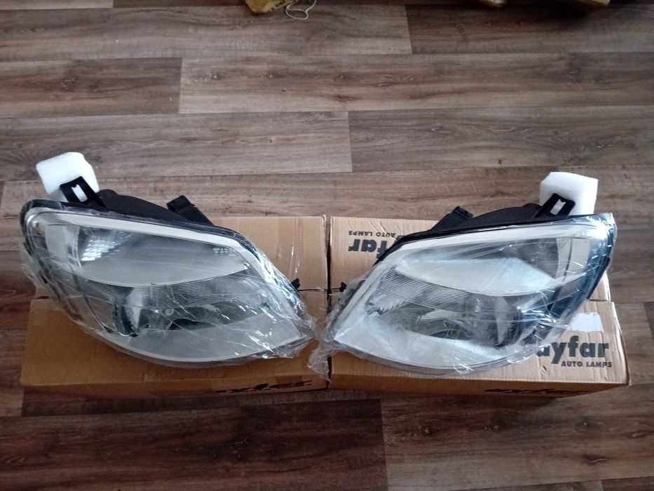 Фар Ситроен Берлинго НОВ