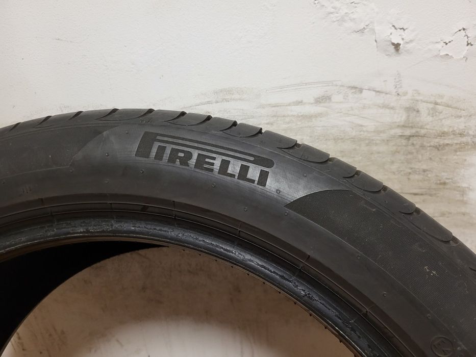 1 бр. 245/45/19 Pirelli / 235/60/18 Bridgestone