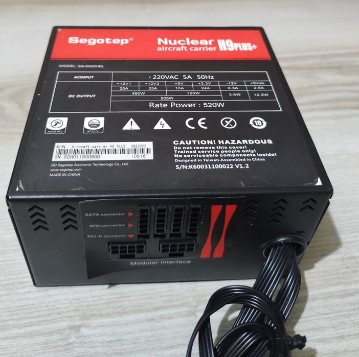 Vand sursa Segotep Nuclear Aircraft Carrier H9+ 520W 85% semimodulara