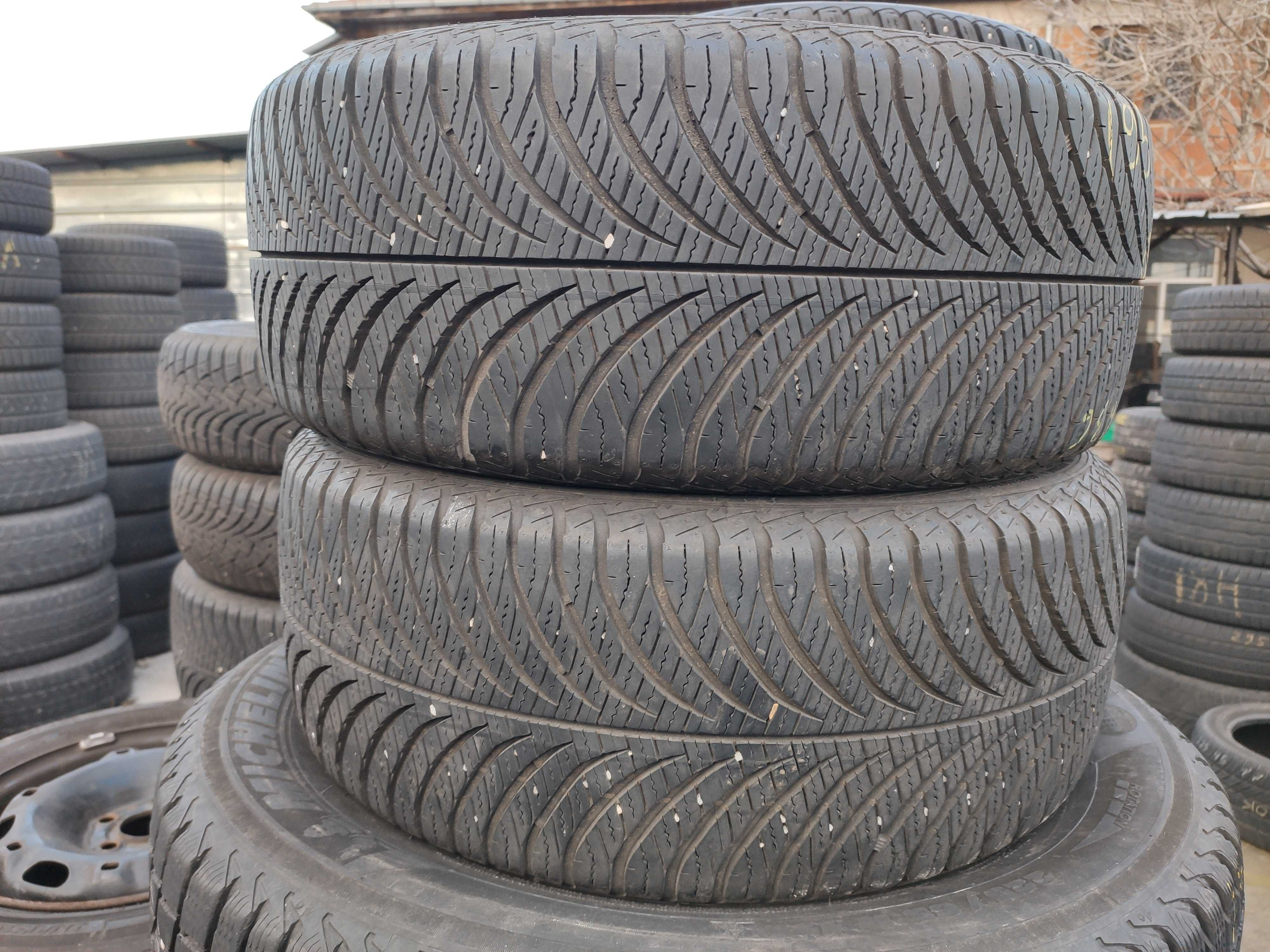 2бр Всесезонни гуми 195 50 15 - Goodyear