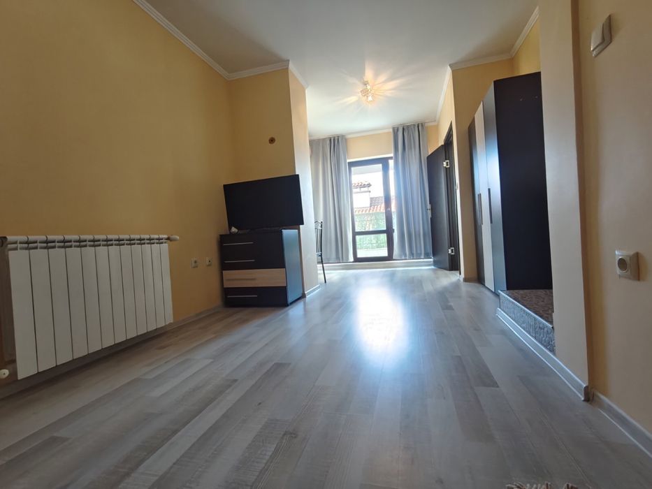 Уникална къща под наем