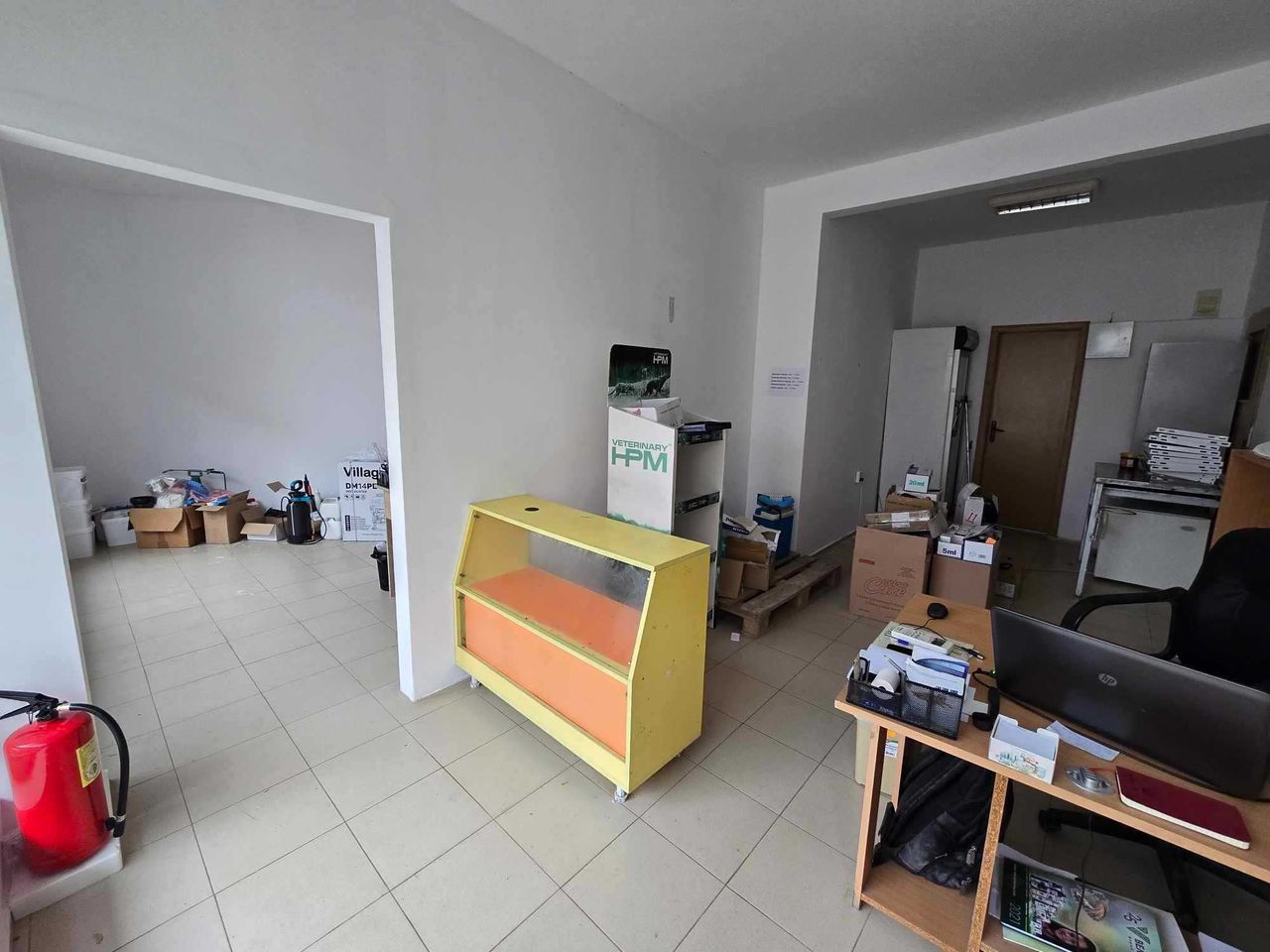 Продава се Магазин в Велико Търново, Бузлуджа - 40 кв.м за 829 €/кв.м - Снимка #1