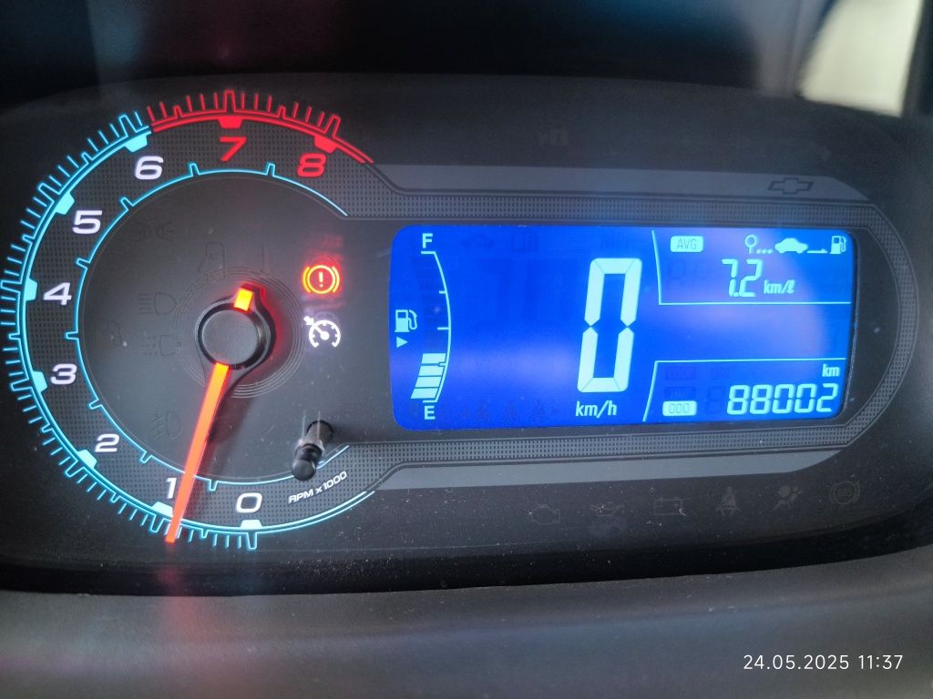 Продается автомобиль Кобальт 2015 года 88тыс пробег МЕХАНИКА 3 позиция