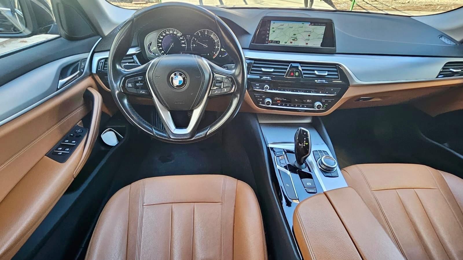 BMW Seria 5- 530i - 2017 Benzina