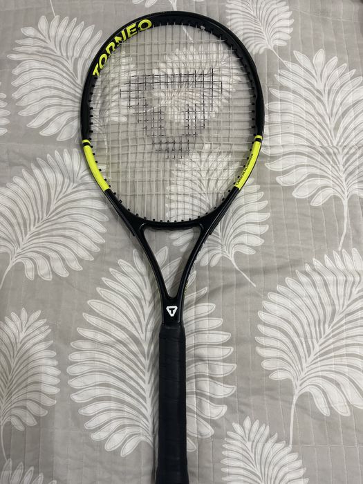 теннисная ракетка