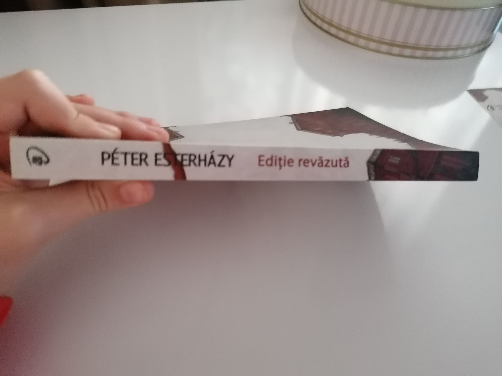 Pachet carte de Peter Esterhazy + semn de carte