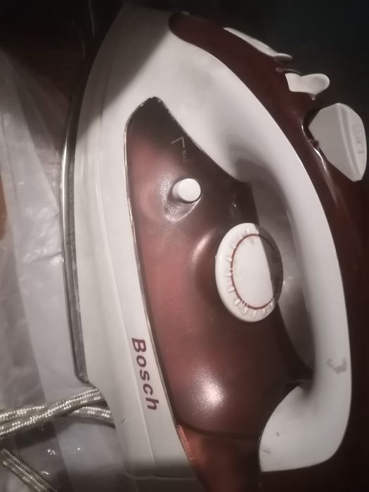 Утюг  бу работает