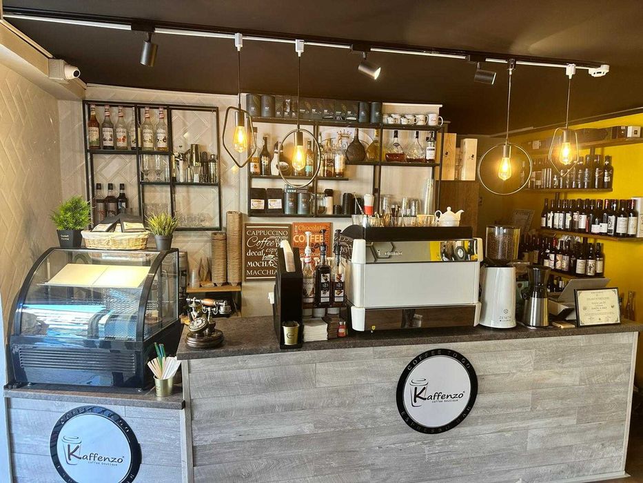 CAFENEA de VANZARE in zona centrala Pitesti! Afacere la cheie!