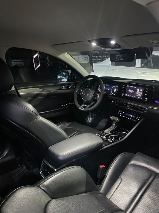Kia K5 full avtomobili sotiladi !