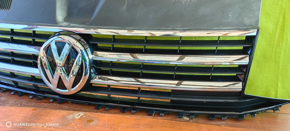 Решетка VW Multivan / Caravelle T6 / ВФ Мултиван / Каравеле т6