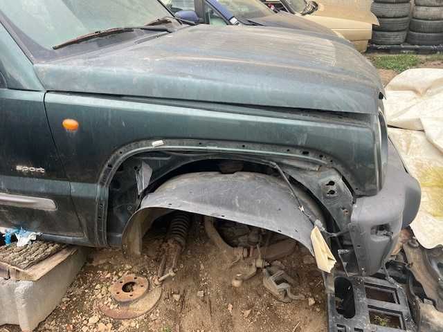 Dezmembram Jeep Cherokee KJ [2001 - 2007] SUV 2.5 TD MT 4WD (143 hp)