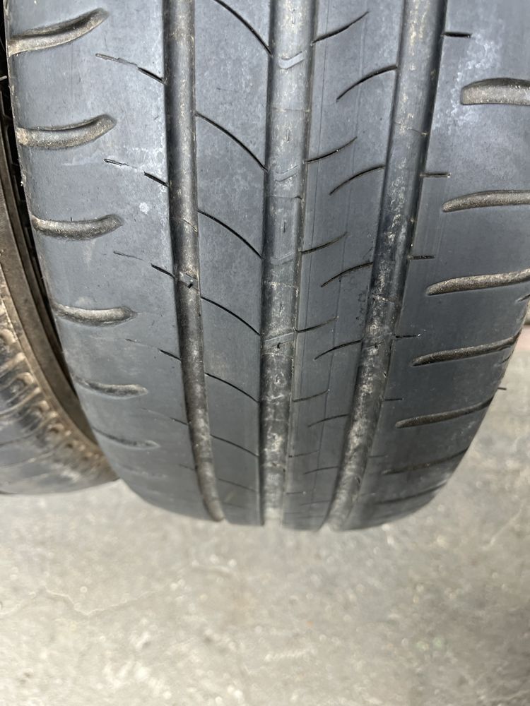 2 бр. летни гуми 195/65/15 Michelin 5 mm DOT 0815