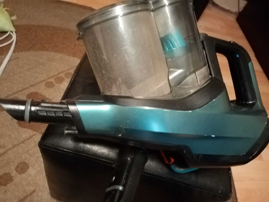 Aspirator fără fir