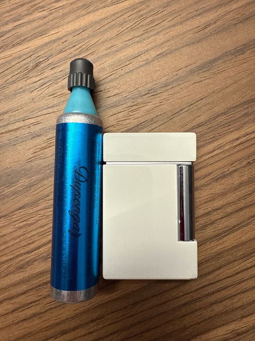 Газова запалка Dupont