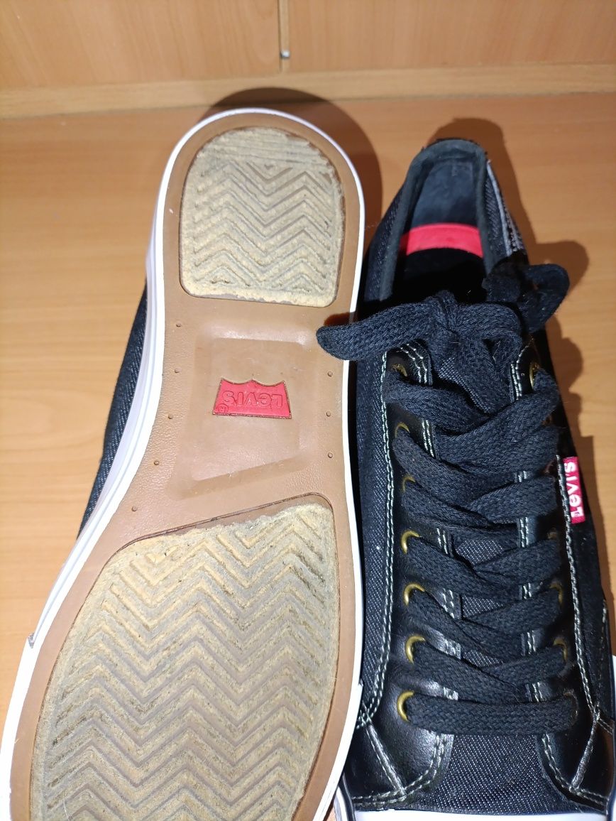 Кецове Levi's N44