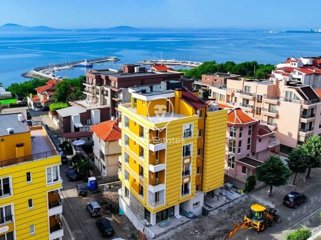 Двустаен апартамент в нова сграда с АКТ 16 в Сарафово, Бургас
