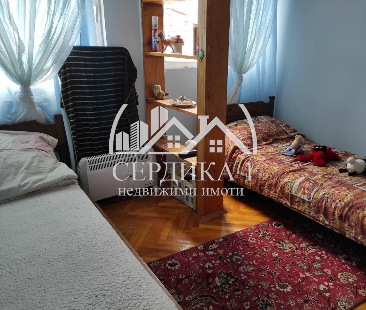 Продава се Тристаен апартамент в Благоевград, Еленово 1 - 63 кв.м за 981 €/кв.м - Снимка #5