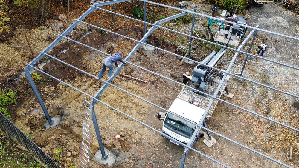 Vând structura metalica din ipe 160