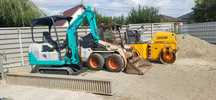 Miniexcavator  accept  variante  auto/utilaje