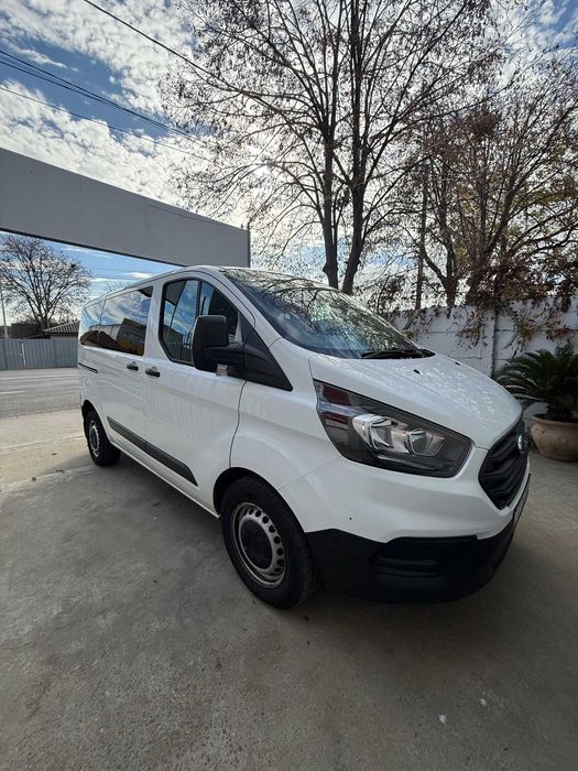 inchiriere 8+1 Ford Transit Custom 2020