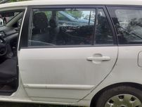Usa stanga spate Toyota Corolla combi an 2003