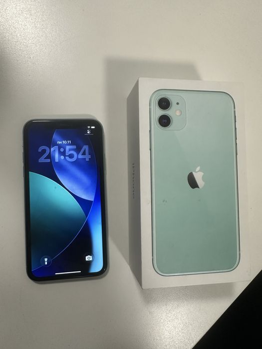iPhone 11 64GB ментово синьо