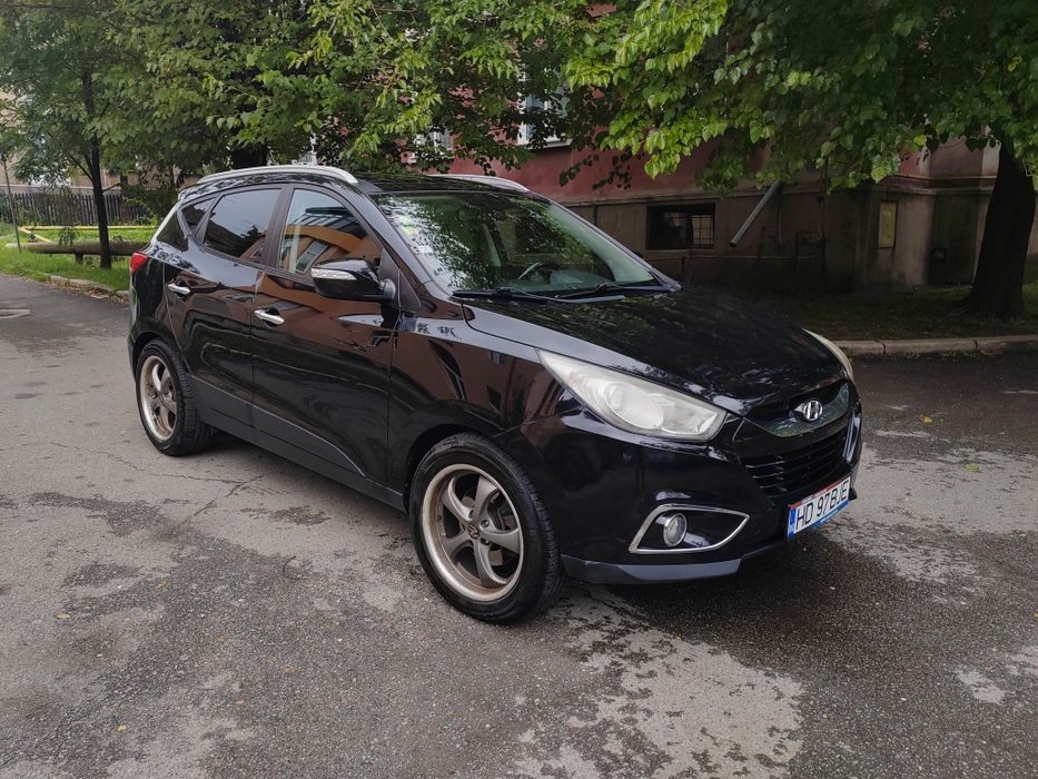 Hyundai ix35 2011 luna 11