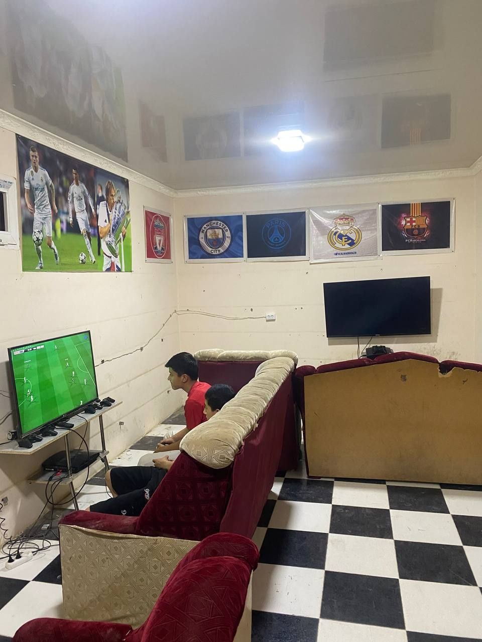 Playstation tayyor beznis
