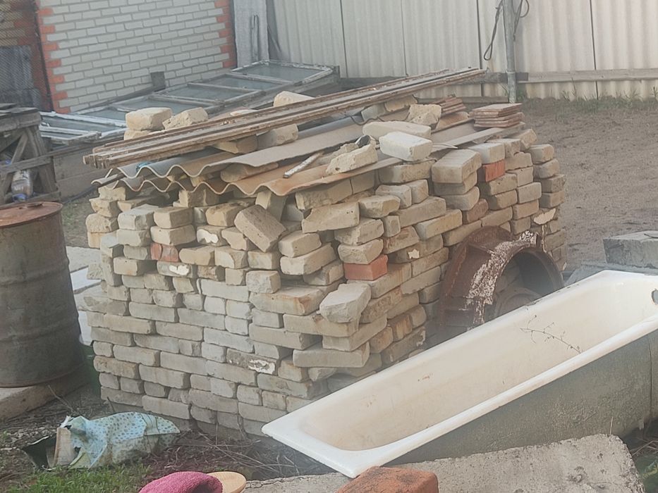 Продам кирпич б/у селикатный.