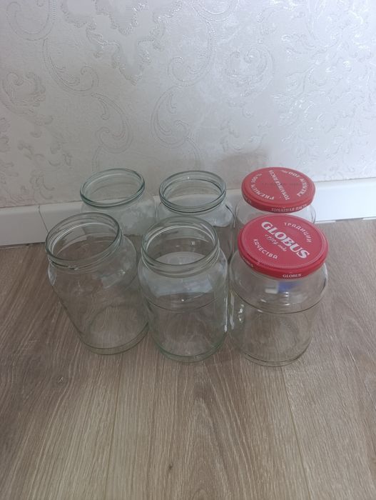 Стеклянные банки 1-0.7 литровые