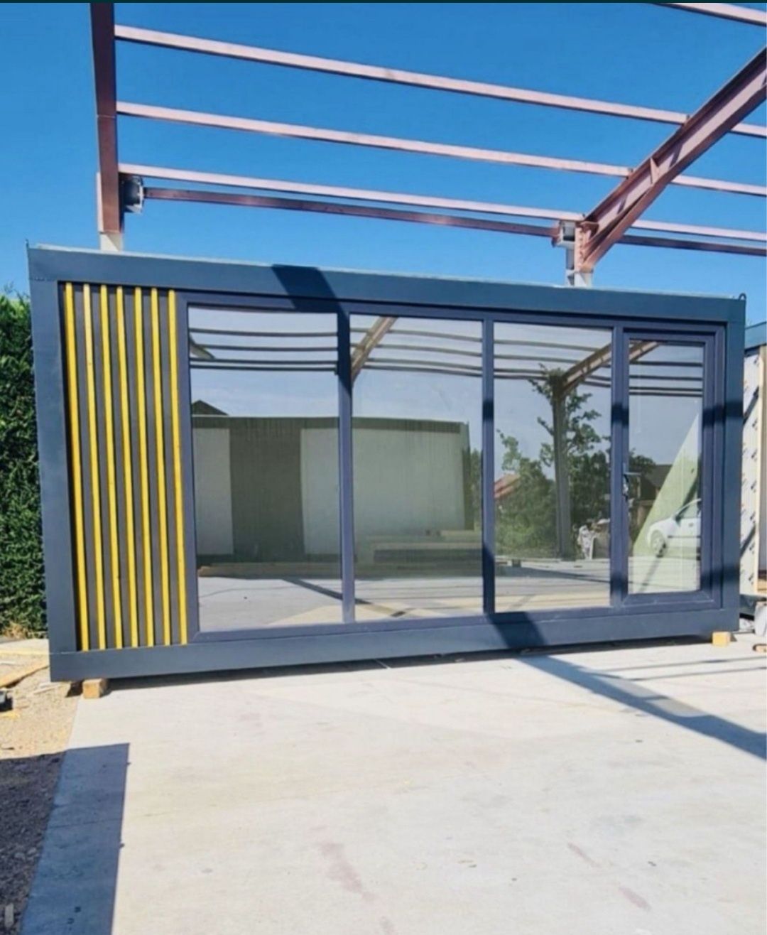 Vand containere modulare la super preț-calitate