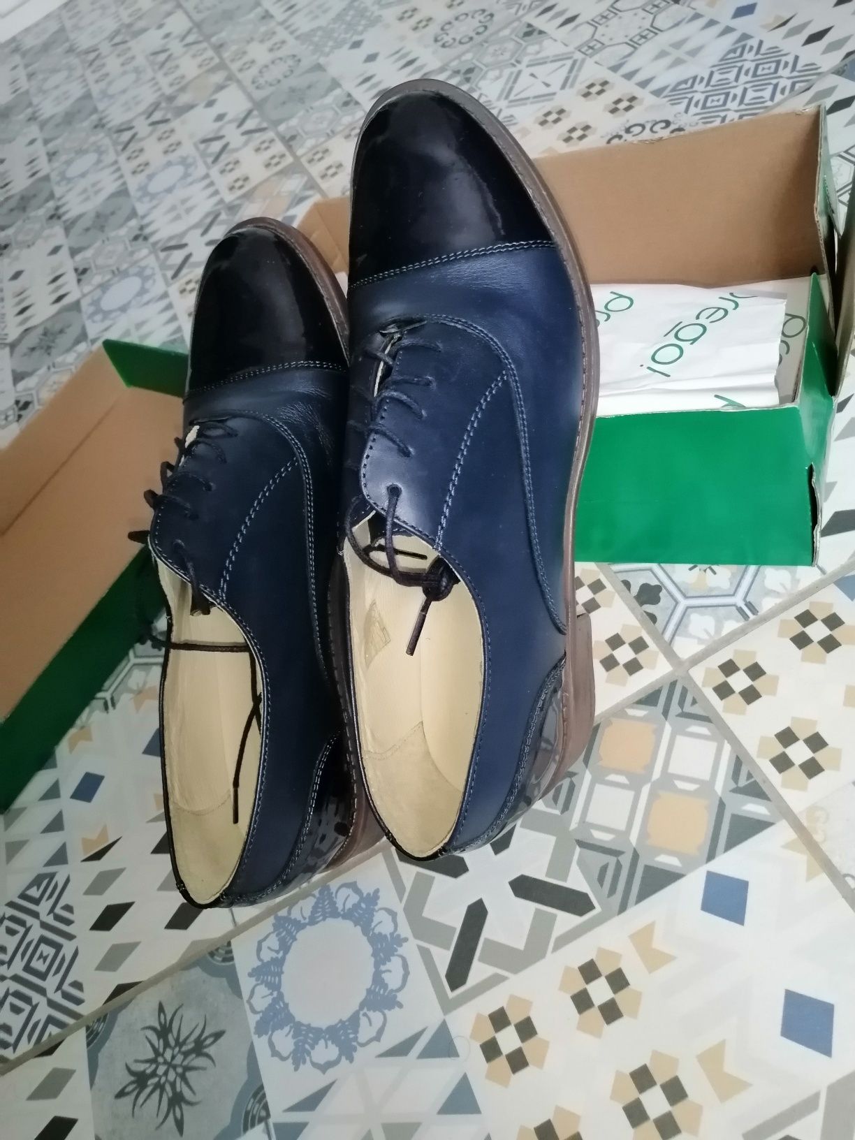 Pantofi dama piele 100% model OXFORD noi în cutie nr 40