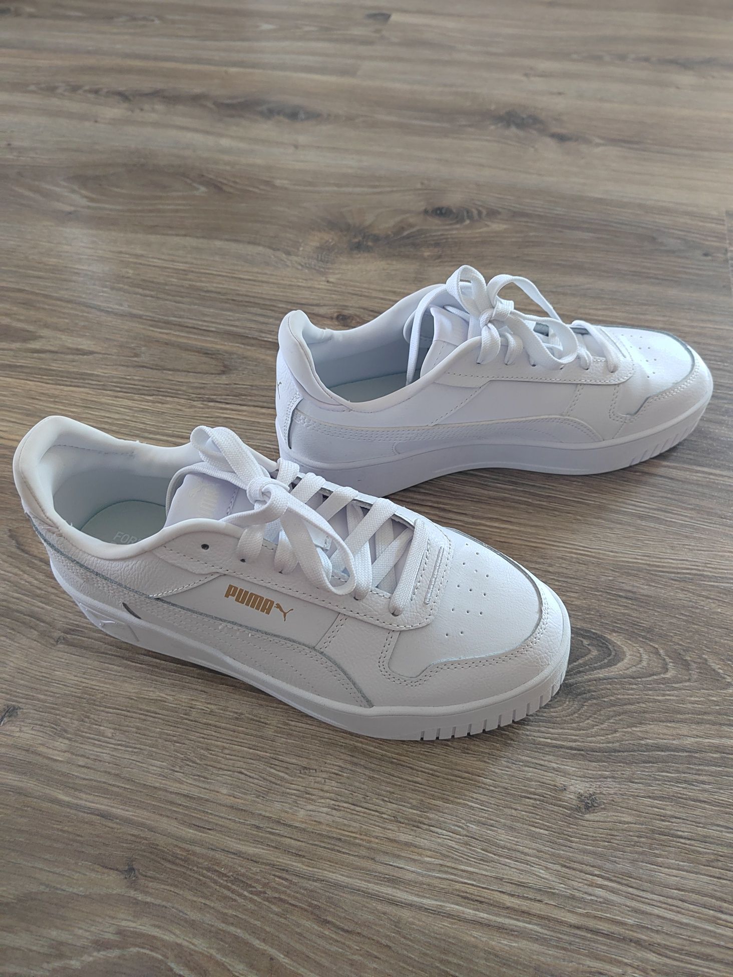 Бели кецове Puma