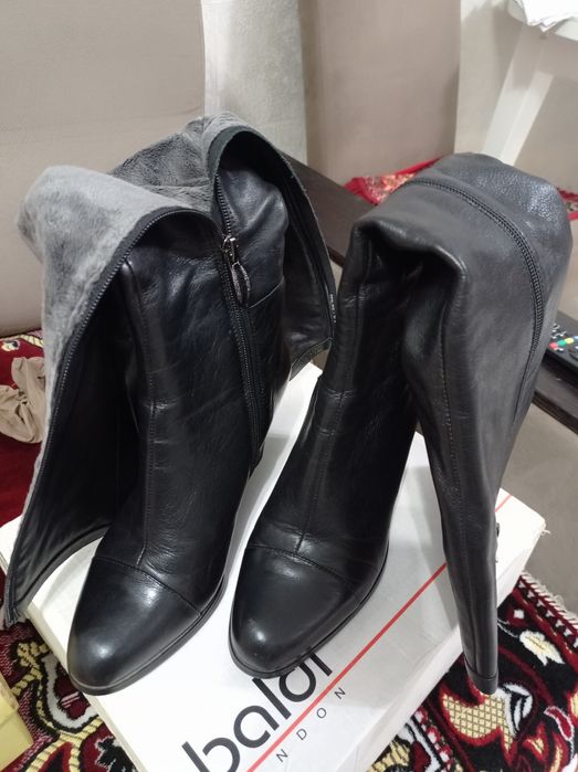 Сапоги женские 36 р