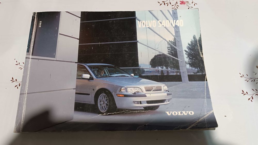 Книжка Volvo V40/S40, руковоство по эксплуатации.Manual