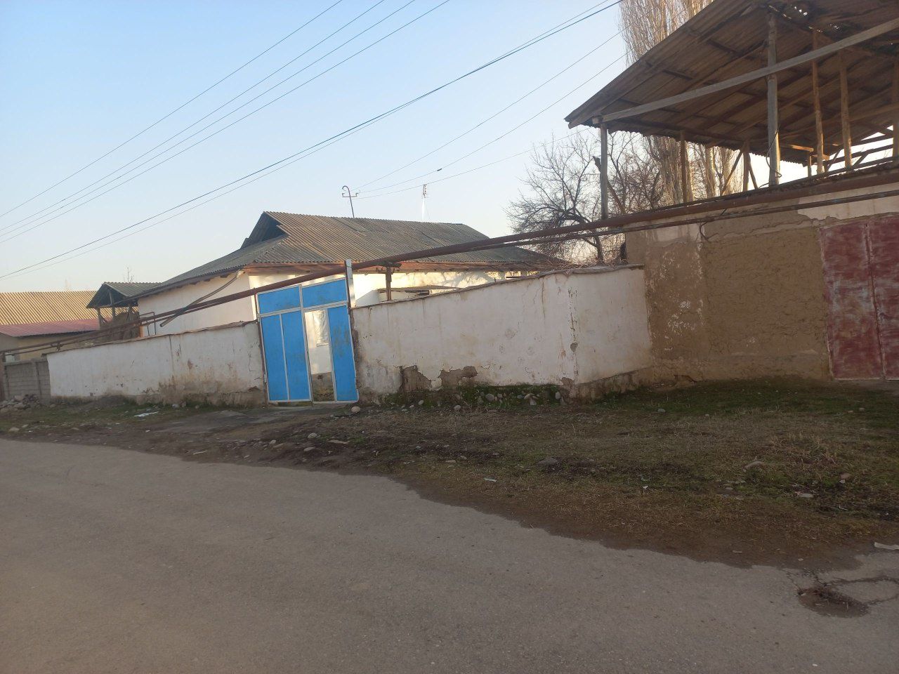Уй сотилади Срочно