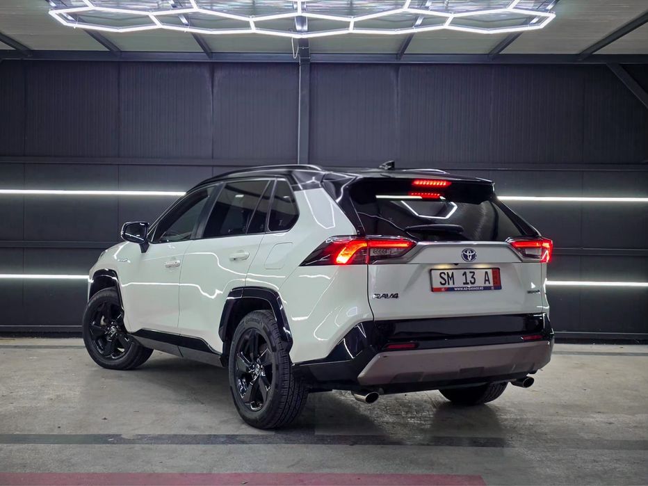 Pret 37.900 Toyota Rav4 HYBRID 2025 / 25.000 km / JBL / Panoramic