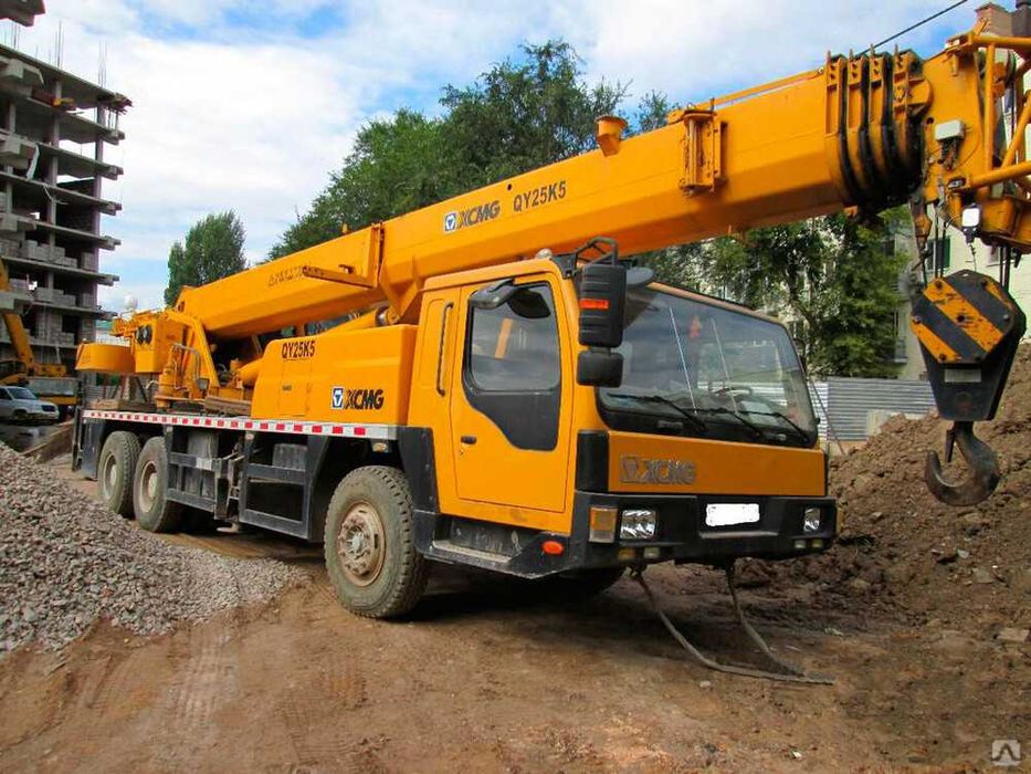 Услуги автокрана 25т, вылет стрелы 42м кран XCMG