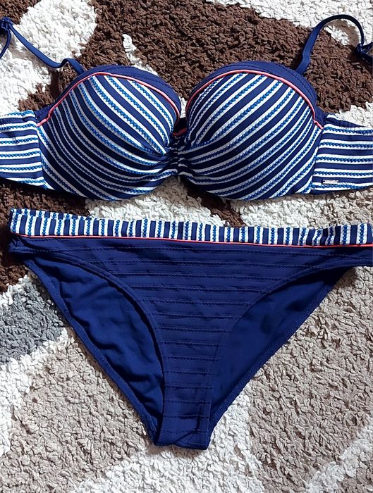 Бански triumph 80C