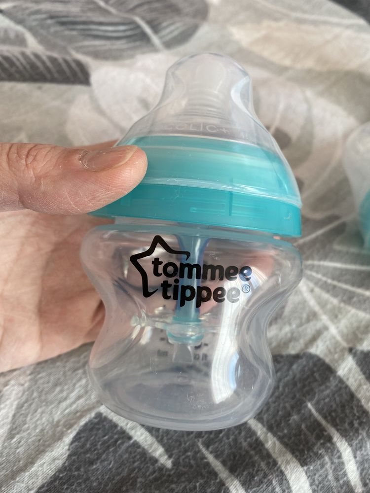 Комплект от 4 шишета Tommee Tippee Advanced Anti-colic