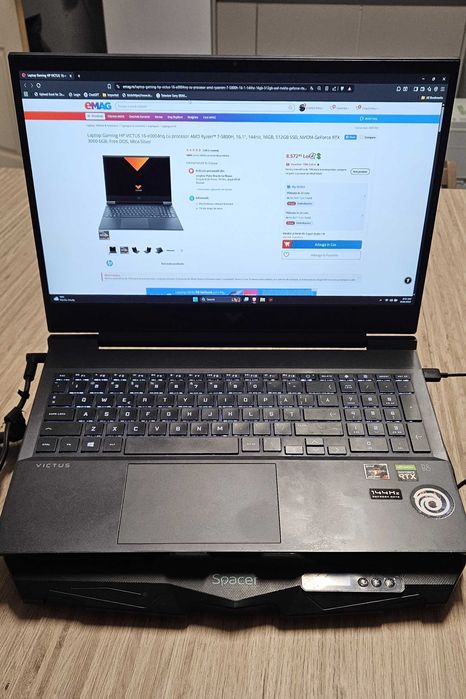 Laptop Hp Victus 16 inch RTX3060 Ryzen 7 32GB RAM