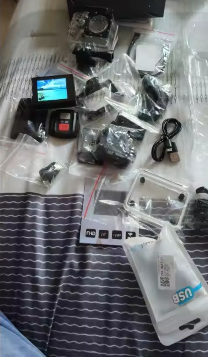 Camera video casca moto, scufundari, bicicleta, bord auto, barca etc