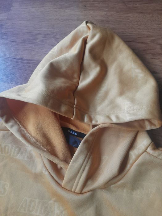 Adidas Суичър L размер.