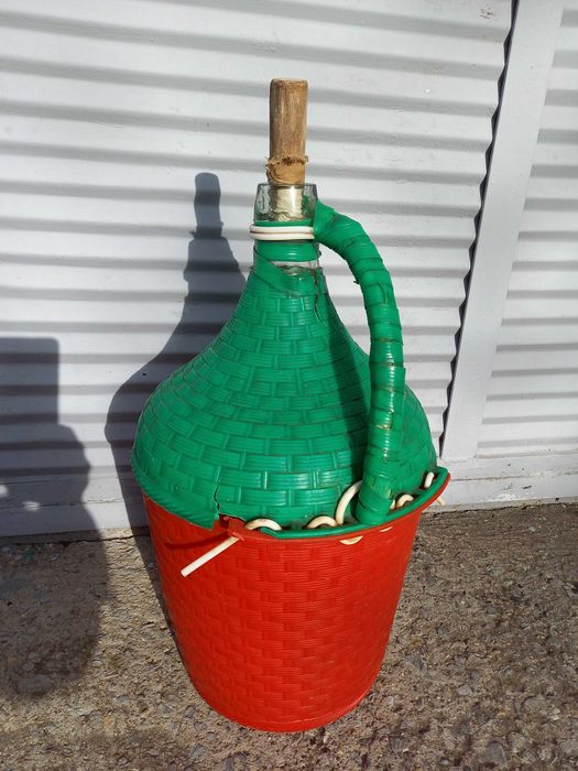 Стъклена дамаджана 10 литра