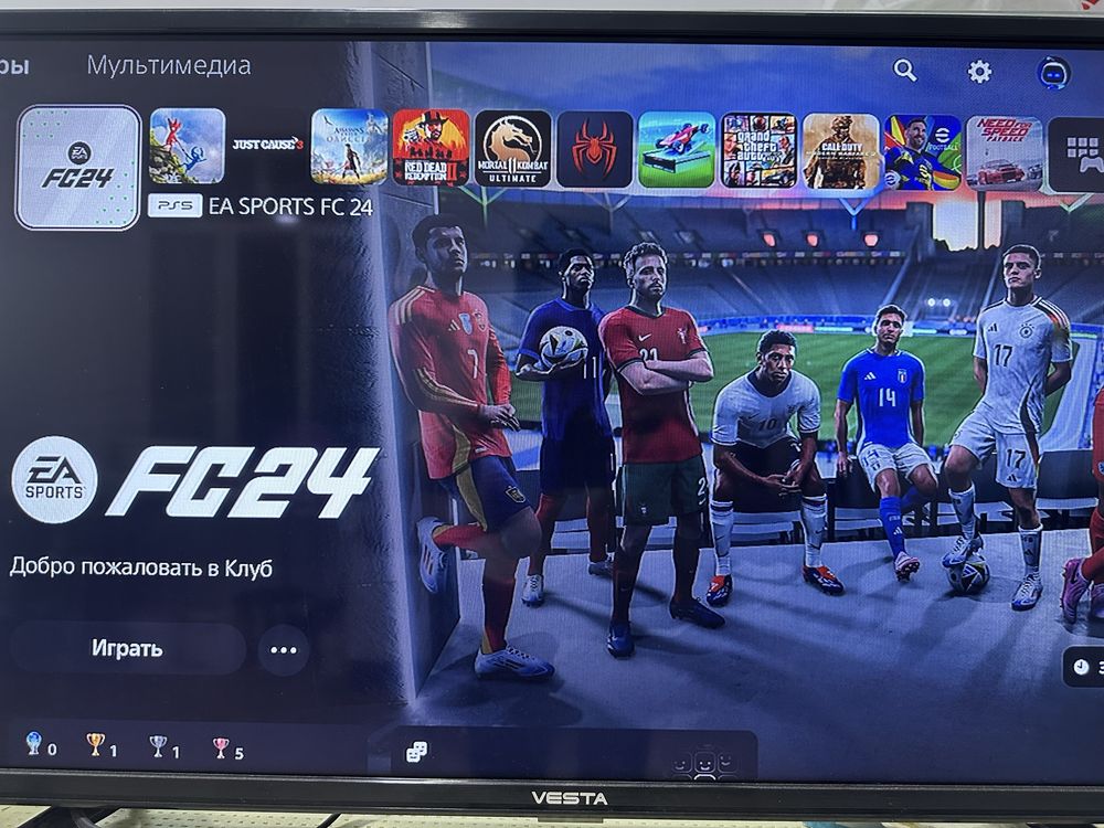 play station 5 slim 1 tb holati alo hotirasiga tola top oyin yozilgan