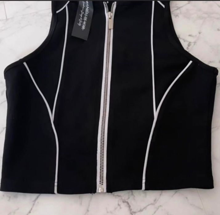 Дамско яке и сетове Maniere De Voir