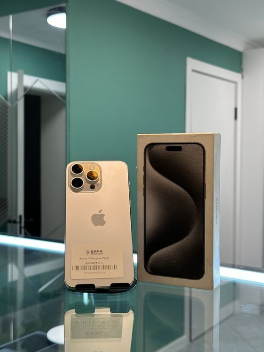 Айфон 15 про макс белый идеал