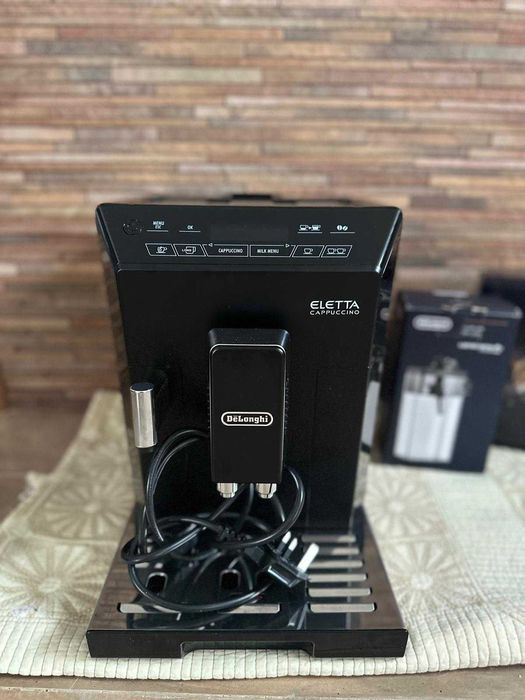 Espressor automat De'Longhi Eletta Cappuccino ECAM 44.660.B, 1450 W