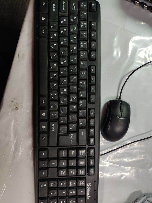 Продается клавиатура и мышь
