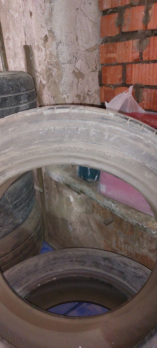 Продам шины R16 205/65 4 шины R 17 215/65 2 шины